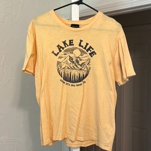 “Lake life cause it’s the best life” tee